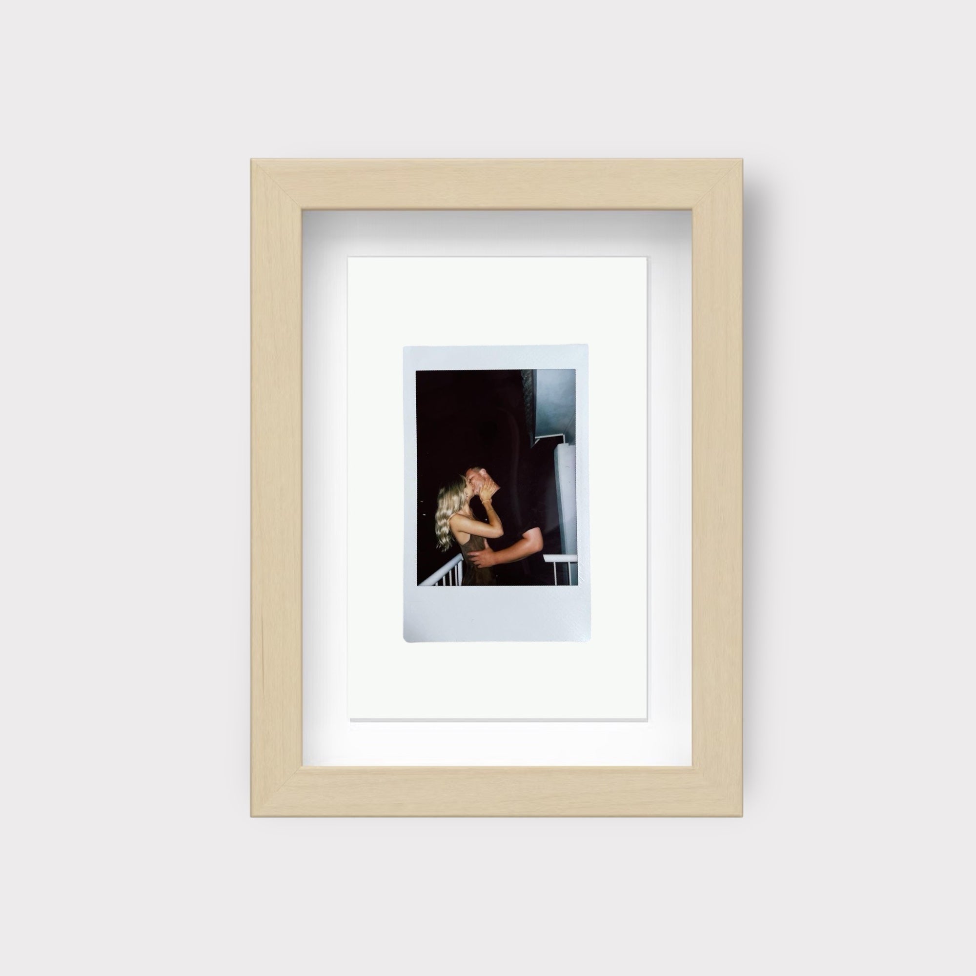 1 Polaroid 15x20